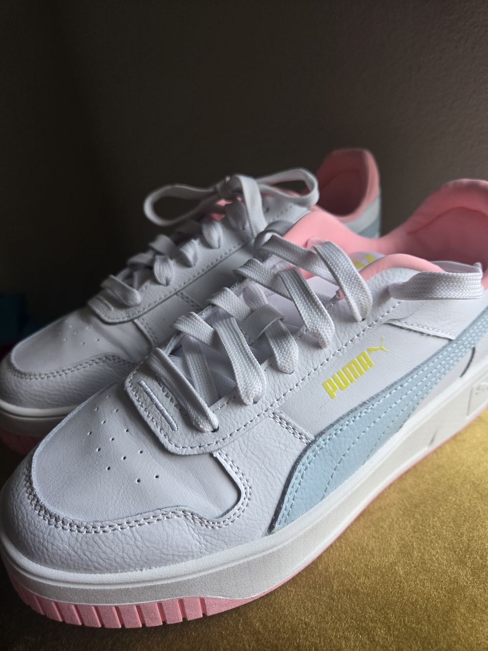 Puma Carina White Pink Blue Low Top Sneakers W8